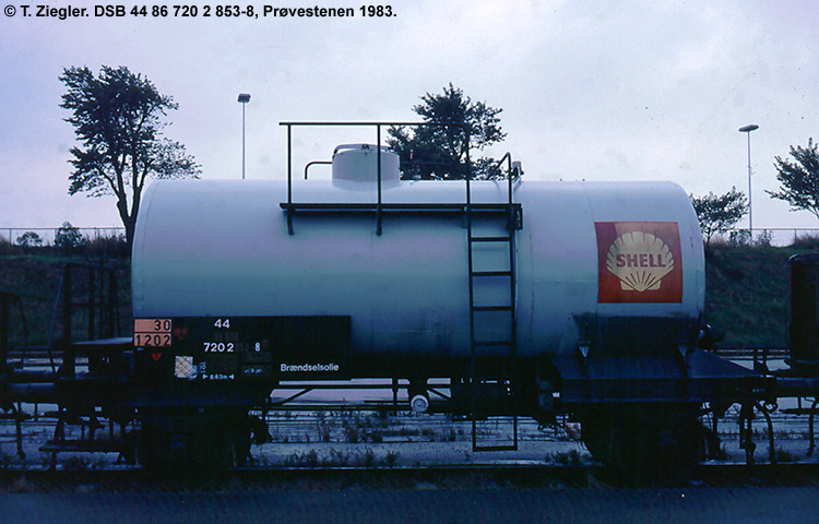 Dansk Shell A/S - DSB 44 86 720 2 853-8